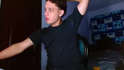 ---Thomas--- online show from November 18, 8:41 am