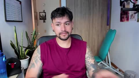 Thomas online show from December 3, 5:11 pm