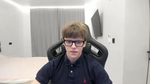 Tomas online show from April 29, 5:30 pm