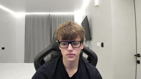 Tomas online show from May 14, 1:23 am
