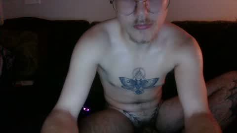 Snapshot of thomasemerson25 chatting on July 18, 4:49 am thomasemerson25 online show from July 18, 4:49 am