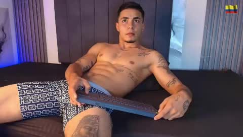thomass_conor online show from June 4, 11:00 pm