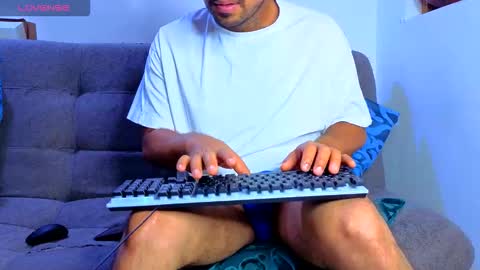 thomas  smith online show from January 16, 4:16 am