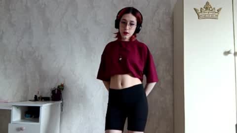 Snapshot of thomasvicknair chatting on December 16, 8:30 am Lina online show from December 16, 8:30 am