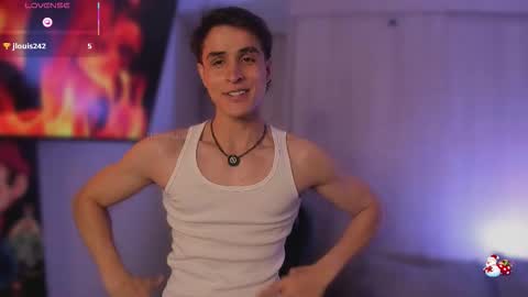 Snapshot of thomklein chatting on December 5, 7:10 pm Thom Klein online show from December 5, 7:10 pm