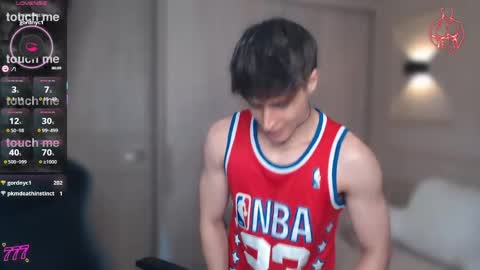 Thom Klein online show from May 1, 8:13 pm