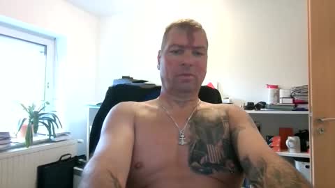 Snapshot of thomsen1478 chatting on May 11, 1:17 pm thomsen1478 online show from May 11, 1:17 pm
