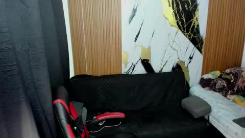 thomson_hot01 online show from January 13, 5:02 am