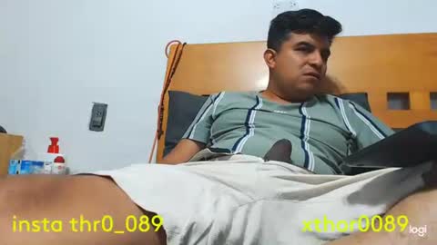 Snapshot of thor0200 chatting on May 11, 5:13 am thor0200 online show from May 11, 5:13 am