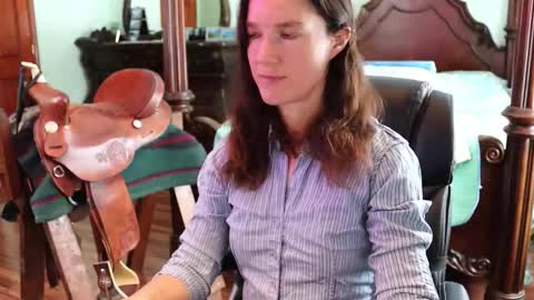 Snapshot of thornbury_rose chatting on December 1, 7:30 pm ThornburyRose online show from December 1, 7:30 pm