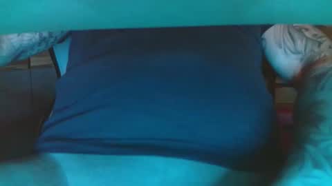 Snapshot of thorsten2705 chatting on February 10, 3:21 am thorsten2705 online show from February 10, 3:21 am