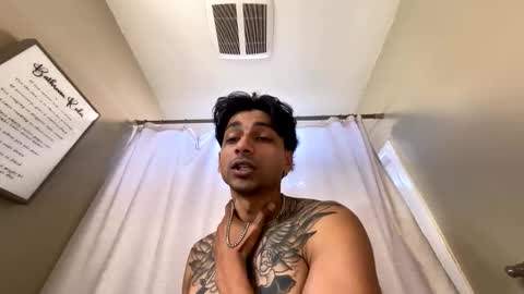 Snapshot of thouxanbansss chatting on April 15, 11:27 pm thouxanbansss online show from April 15, 11:27 pm
