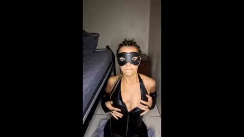 Snapshot of throatsupreme chatting on January 11, 10:20 am throat supreme online show from January 11, 10:20 am