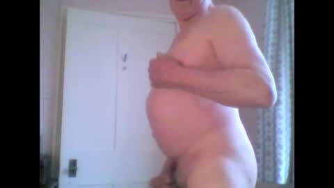 Snapshot of thruster99 chatting on February 13, 8:17 am thruster99 online show from February 13, 8:17 am