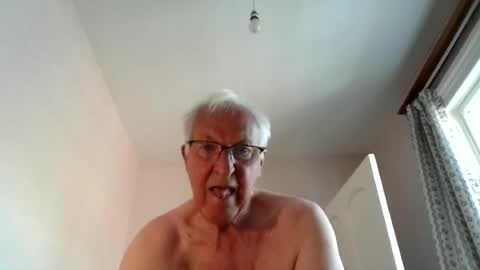 Snapshot of thruster99 chatting on July 2, 8:42 am thruster99 online show from July 2, 8:42 am