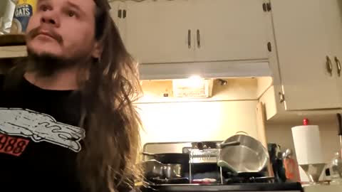 thunder8u42 online show from December 16, 12:54 pm