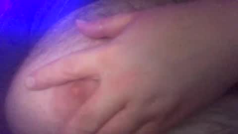 Snapshot of thunderbird2696 chatting on December 19, 7:32 pm thunderbird2696 online show from December 19, 7:32 pm