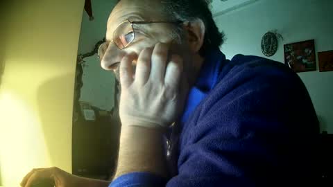 Snapshot of thunderflash73 chatting on February 19, 1:28 pm Little Wolf online show from February 19, 1:28 pm