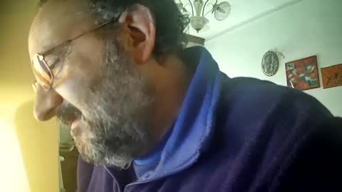 Snapshot of thunderflash73 chatting on February 20, 12:57 pm Little Wolf online show from February 20, 12:57 pm