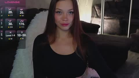 Snapshot of tia__moon chatting on November 15, 6:04 pm tia__moon online show from November 15, 6:04 pm