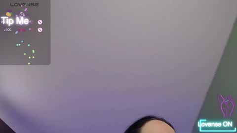 Tia Bella online show from November 2, 3:25 pm