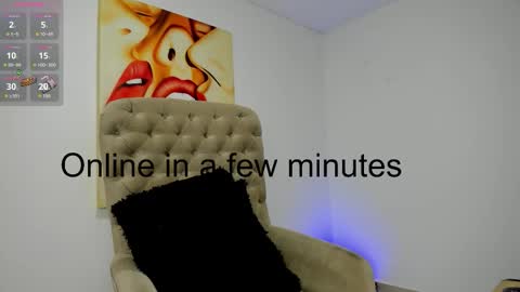 Snapshot of tiago_hannah chatting on November 13, 9:19 am carolina online show from November 13, 9:19 am