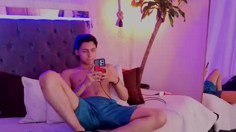 Snapshot of tian_sex chatting on July 21, 5:10 am online show from July 21, 5:10 am