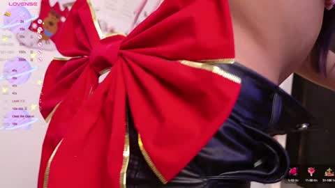 Tiana Le online show from December 24, 3:49 am