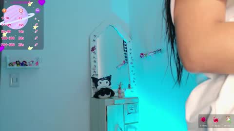 Tiana Le online show from November 11, 10:43 pm