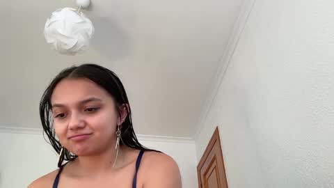 Tiana Le online show from April 30, 10:54 am