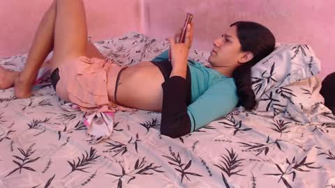 Snapshot of tianiiss_sweet chatting on May 28, 4:37 pm Tiana online show from May 28, 4:37 pm