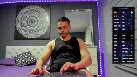 Snapshot of tianzilac chatting on October 2, 10:28 pm Tian Zilac online show from October 2, 10:28 pm
