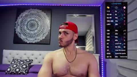 Snapshot of tianzilac chatting on October 5, 3:38 am Tian Zilac online show from October 5, 3:38 am