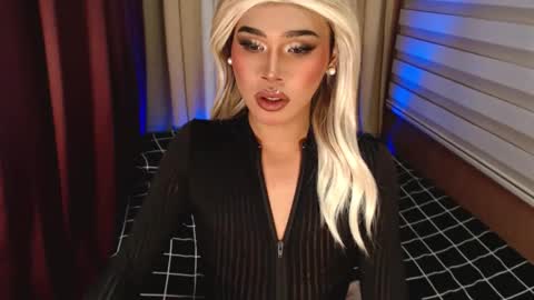 Sam online show from November 2, 2:19 pm