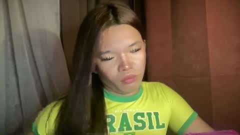 Ms. Tiara online show from January 9, 4:54 pm