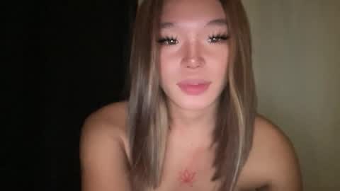Snapshot of tiaragodhere chatting on May 4, 12:23 pm Ms. Tiara online show from May 4, 12:23 pm