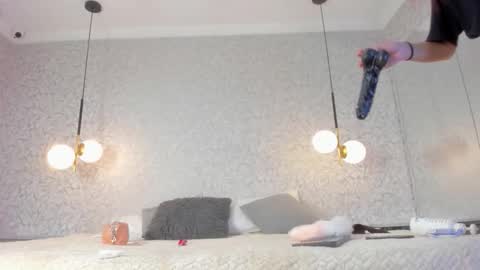 Snapshot of tiarha_18 chatting on February 12, 6:19 am TIARHA 18 online show from February 12, 6:19 am