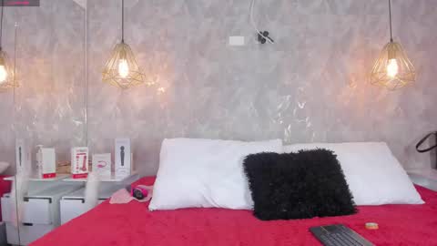 Snapshot of tiarha_18 chatting on February 25, 6:45 am TIARHA 18 online show from February 25, 6:45 am