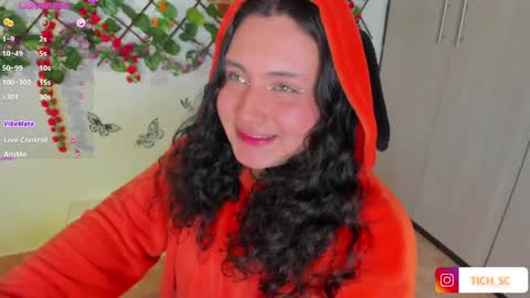 tich___ online show from June 4, 4:46 pm