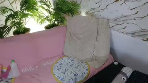 Snapshot of ticklish_pinayclit chatting on July 30, 1:37 am VictoriaSEPARATED FOR 15YEARS online show from July 30, 1:37 am