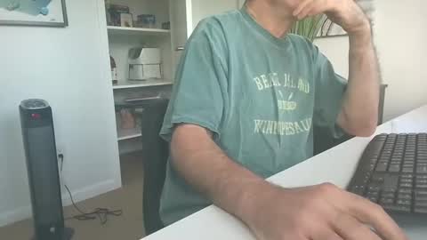 JustMe online show from February 18, 3:10 pm