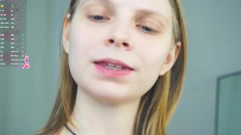 Lily online show from March 11, 8:42 am