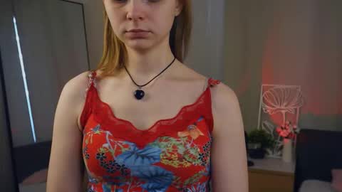 Lily online show from March 15, 8:42 am