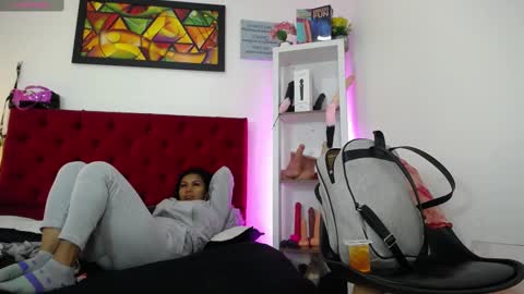 Tifanny Nails  online show from September 28, 1:27 pm