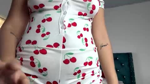 Snapshot of tifany_ramirez4w chatting on April 1, 5:32 pm Estefana Ramrez online show from April 1, 5:32 pm