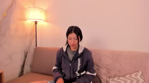  GENESIS-JEN  online show from March 13, 3:07 pm