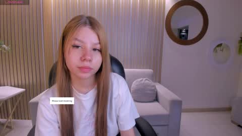 Snapshot of tiffannysins chatting on May 10, 4:28 am Tiffanny Sins online show from May 10, 4:28 am