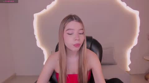 Tiffanny Sins online show from July 22, 4:37 am