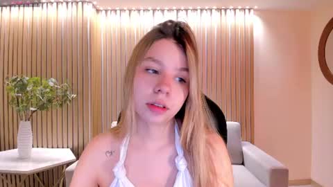 Tiffanny Sins online show from July 29, 5:27 am