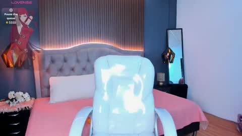 Snapshot of tiffany__charm_ chatting on October 28, 3:43 am tiffany__charm_ online show from October 28, 3:43 am